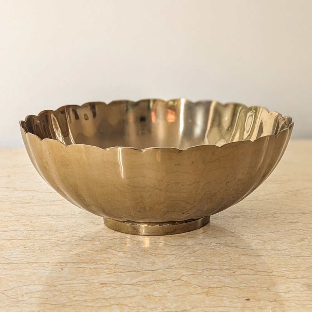 Vintage Brass Pedestal Scalloped Edge Rim Small Bowl Planter